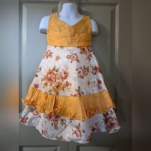 New with Tags Classic Fashion Party Dress, Size 5, B14